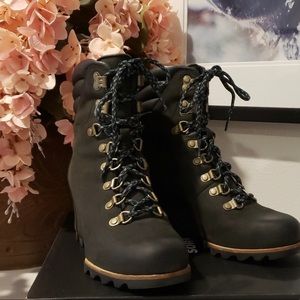 Sorrel Conquest Wedge Winter Boot